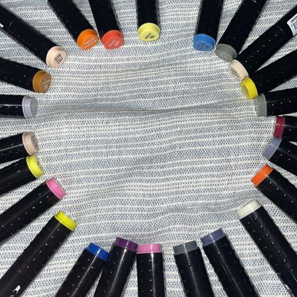 ARTSMITH Illustration Markers (24 Markers!) Dual Tip Artist Drawing Professional - Picture 4 of 8